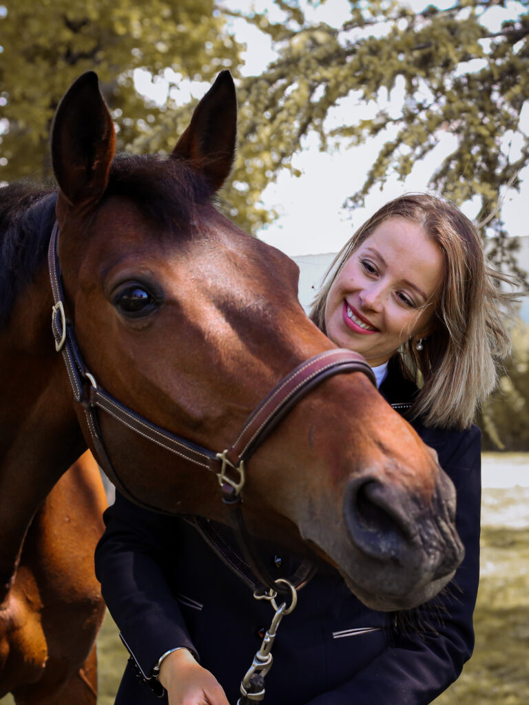 Photographie portrait cheval et cavalière