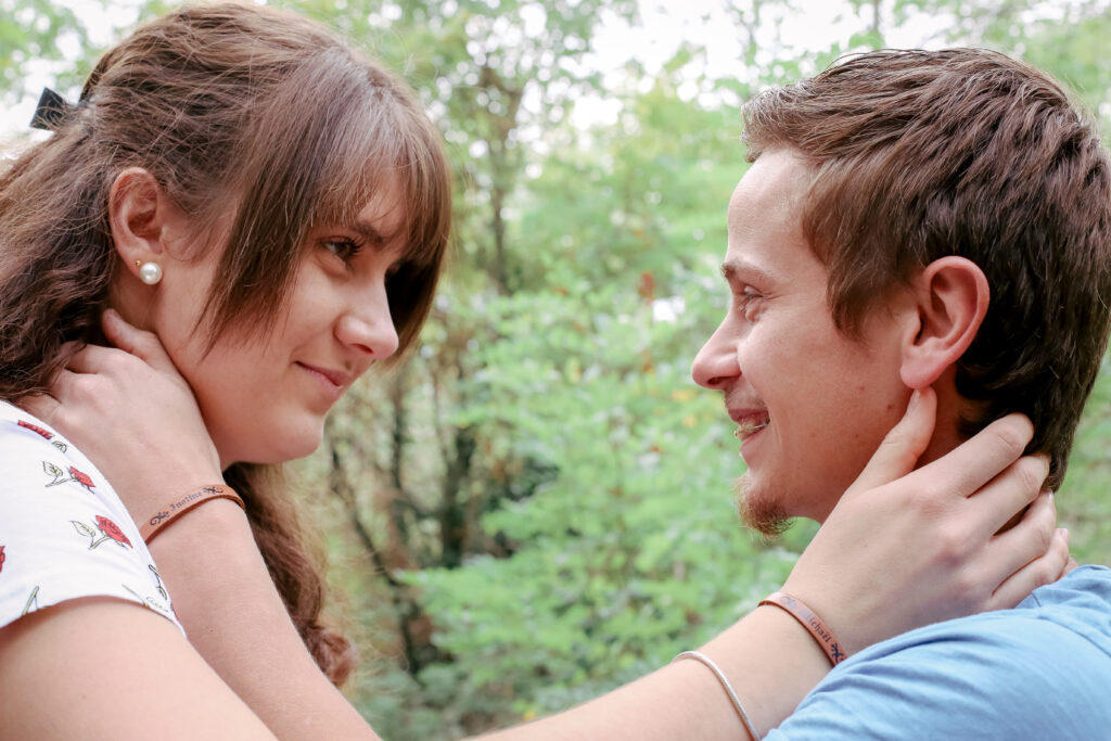 séance photo couple en extérieur