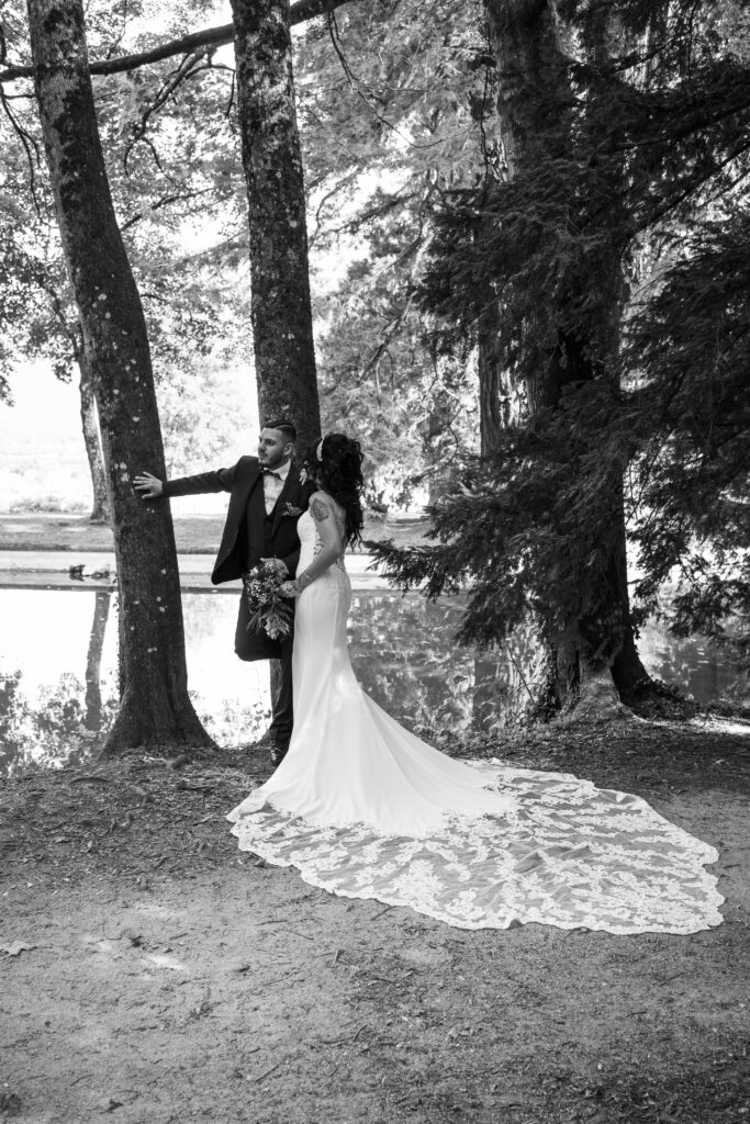 photo de mariage en noir et blanc